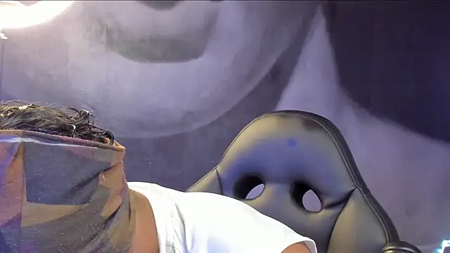 bradley smith online show from February 21, 3:34 am