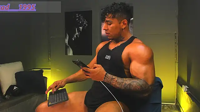 bradley smith online show from February 28, 2:34 am