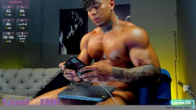 bradley smith online show from April 9, 4:23 am