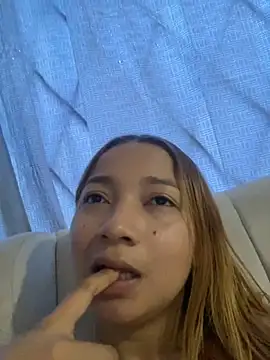 queen angelique online show from December 6, 10:08 pm