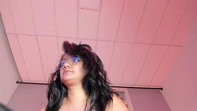 KylieMaxwell online show from March 14, 5:57 pm