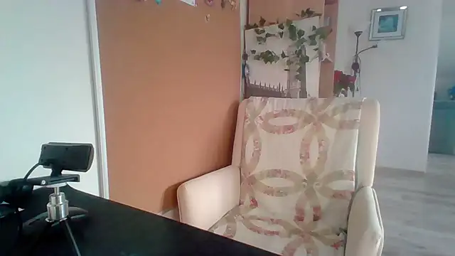 ReifeVenna online show from December 19, 12:34 pm