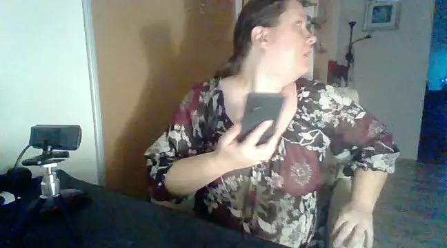 ReifeVenna online show from December 19, 3:41 pm