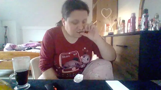 ReifeVenna online show from February 4, 3:15 pm