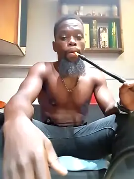 Snapshot of Chocolate_factory_man chatting on December 4, 12:36 pm Chocolate factory man online show from December 4, 12:36 pm