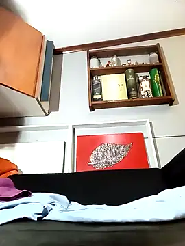 Snapshot of Chocolate_factory_man chatting on December 6, 12:38 pm Chocolate factory man online show from December 6, 12:38 pm