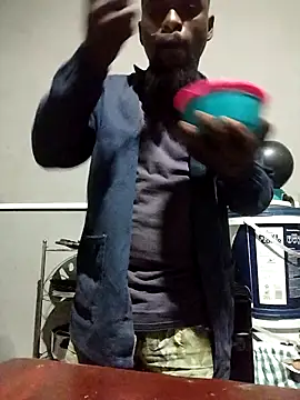 Snapshot of Chocolate_factory_man chatting on October 1, 9:21 pm Chocolate factory man online show from October 1, 9:21 pm