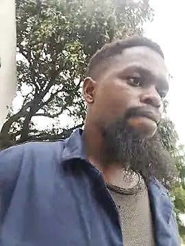 Snapshot of Chocolate_factory_man chatting on November 15, 4:10 am Chocolate factory man online show from November 15, 4:10 am