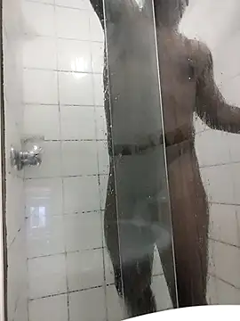 Snapshot of Chocolate_factory_man chatting on November 28, 1:19 am Chocolate factory man online show from November 28, 1:19 am