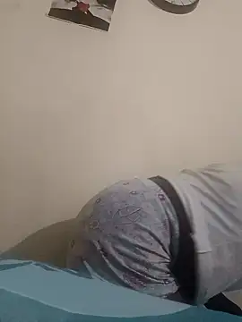 NicolVilla online show from April 11, 5:06 pm