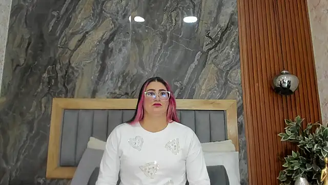 BellaPeers  online show from February 10, 11:36 am