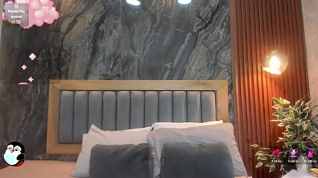 BellaPeers  online show from March 6, 11:25 am