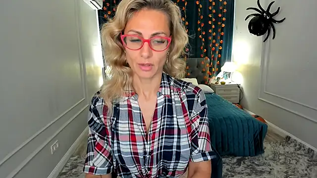 MuseOfStage online show from November 7, 11:32 am