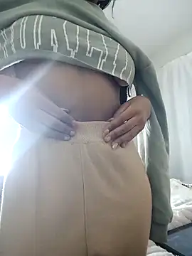 Shria107 online show from March 13, 3:57 am