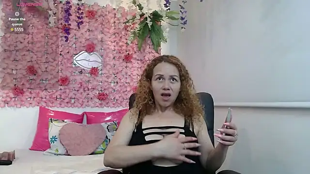 BLONDE SEXYHOT online show from January 25, 5:29 am