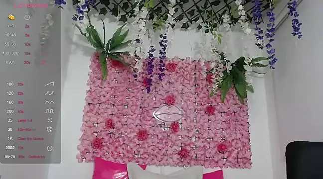 BLONDE SEXYHOT online show from March 15, 9:38 pm