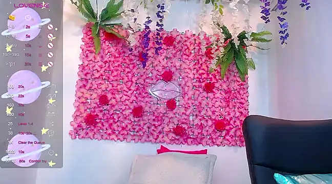 BLONDE SEXYHOT online show from March 22, 12:46 pm