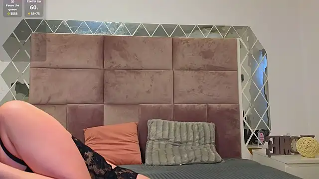 SweetScribe online show from February 13, 6:41 am