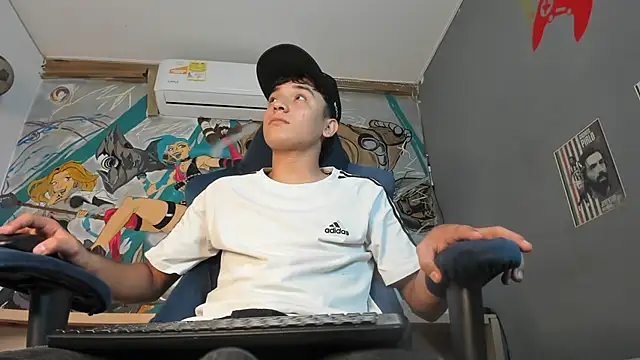 Snapshot of Austin_Cardieff chatting on February 27, 3:04 am Austin Cardieff online show from February 27, 3:04 am