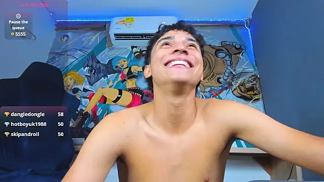 Snapshot of Austin_Cardieff chatting on March 21, 6:38 am Austin Cardieff online show from March 21, 6:38 am