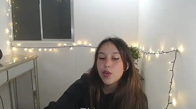 Skarlet Adams28 online show from January 24, 12:31 am