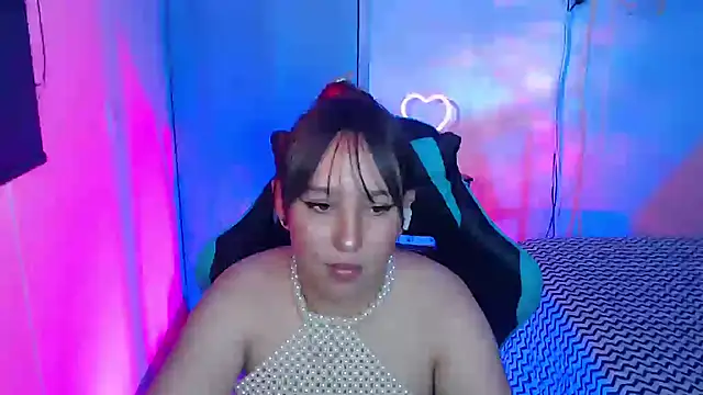 Skarlet Adams28 online show from March 27, 10:09 pm