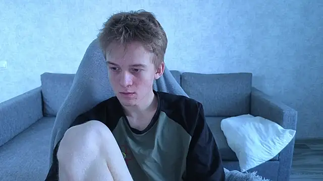 Snapshot of sweetserenity5 chatting on January 18, 5:55 am sweetserenity5 online show from January 18, 5:55 am