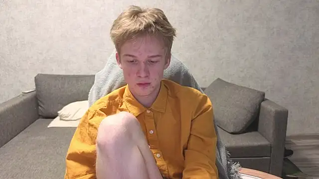 Snapshot of sweetserenity5 chatting on February 1, 11:09 am sweetserenity5 online show from February 1, 11:09 am