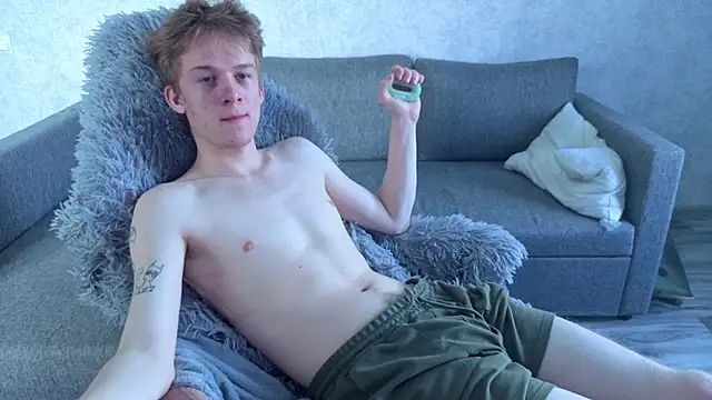 Snapshot of sweetserenity5 chatting on February 7, 9:02 am sweetserenity5 online show from February 7, 9:02 am