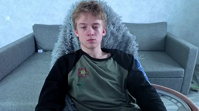 Snapshot of sweetserenity5 chatting on February 8, 7:34 am sweetserenity5 online show from February 8, 7:34 am