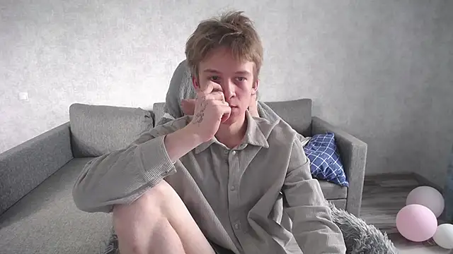 sweetserenity5 online show from April 17, 9:12 am