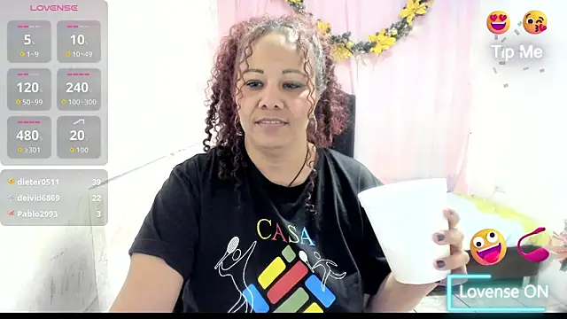 Snapshot of Brunette_sasha chatting on January 15, 11:08 pm Brunette sasha online show from January 15, 11:08 pm