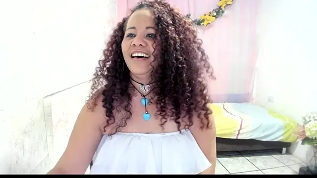 Snapshot of Brunette_sasha chatting on January 18, 11:41 pm Brunette sasha online show from January 18, 11:41 pm