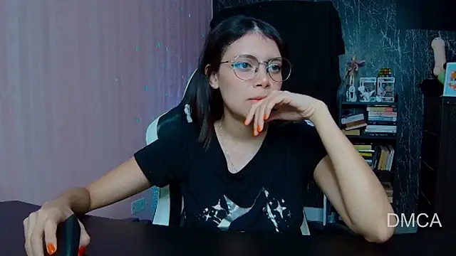 Drea Foox online show from November 10, 2:43 am