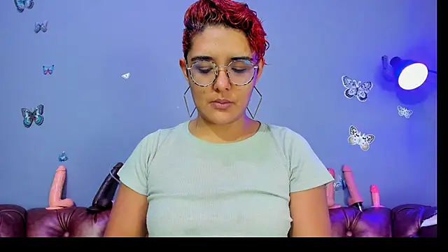 Kaira mosse online show from March 5, 3:19 pm