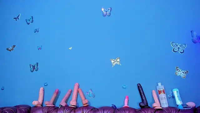 Kaira mosse online show from April 7, 10:59 am