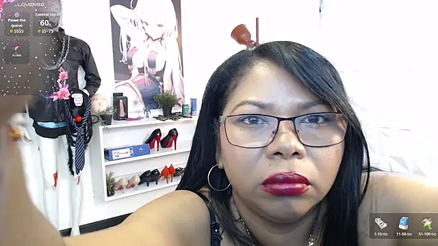 Keilathompson online show from November 21, 10:25 am