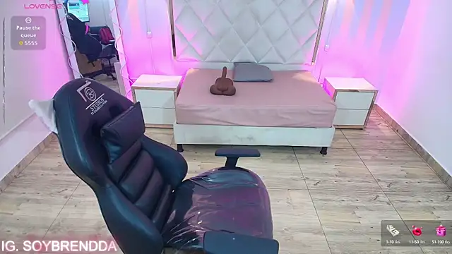 Brendda tay online show from September 17, 3:08 am