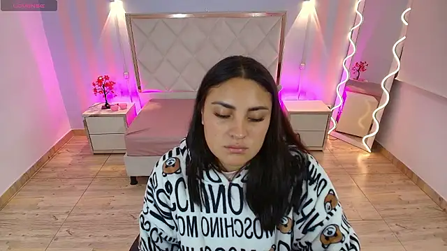 Brendda tay online show from February 2, 3:16 am