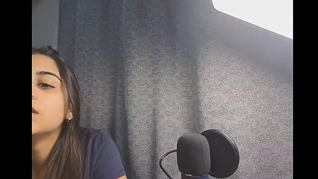 MiaOrtizCam online show from February 9, 1:31 am