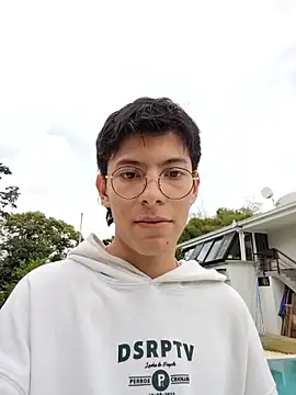 Snapshot of alexandersawyer chatting on January 11, 7:59 pm alexandersawyer online show from January 11, 7:59 pm