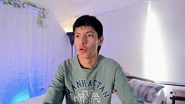 Snapshot of alexandersawyer chatting on January 14, 2:22 pm alexandersawyer online show from January 14, 2:22 pm