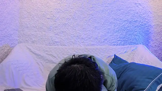 alexandersawyer online show from December 19, 12:45 pm