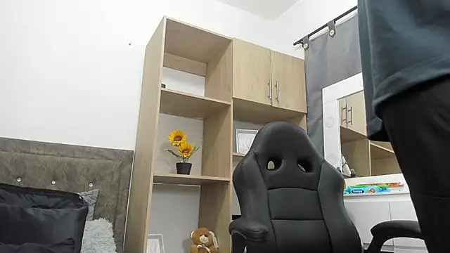 karsonmorris online show from October 23, 6:50 pm