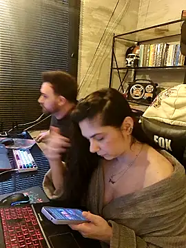 CoelhinhaGostosa online show from December 5, 8:23 am