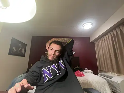 Snapshot of XMeF10 chatting on December 22, 1:13 am XMeF10 online show from December 22, 1:13 am