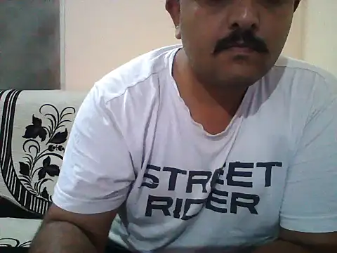 Akhil3290 online show from June 21, 4:09 pm