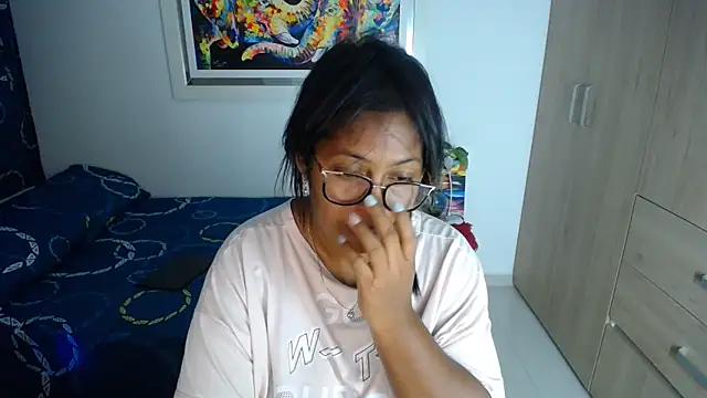 miajoseph  online show from January 26, 6:59 am