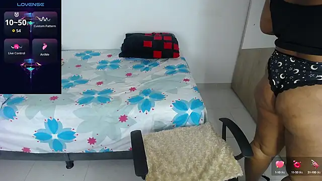 miajoseph  online show from September 22, 4:25 am