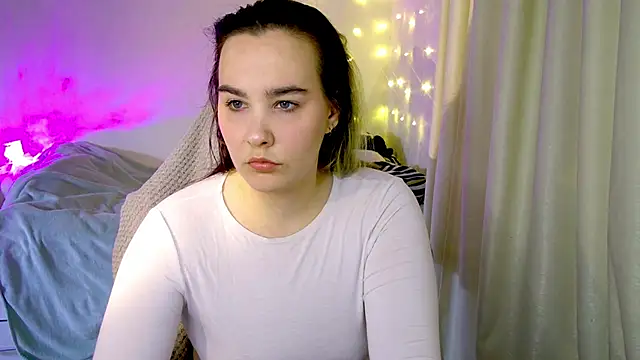 Snapshot of Rosie_Nana chatting on February 10, 4:25 pm Rosie Nana online show from February 10, 4:25 pm